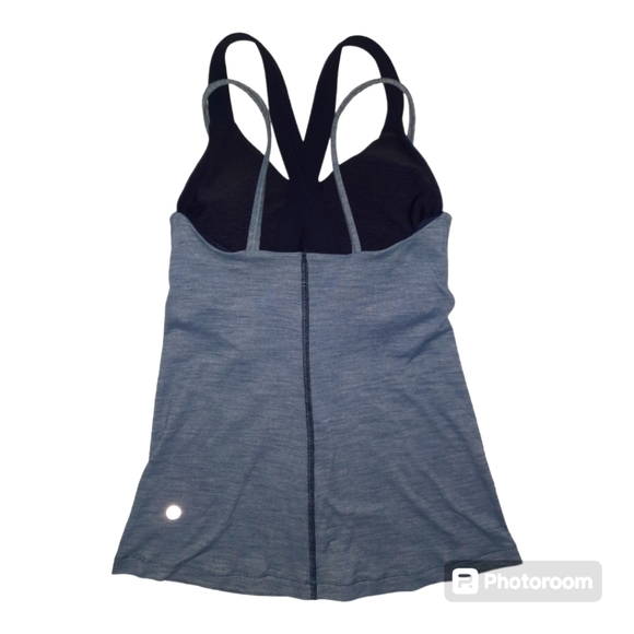 Lululemon Womens Racerback Tank Top Athletic BLUE Size 2 Built in Bra - Picture 3 of 6